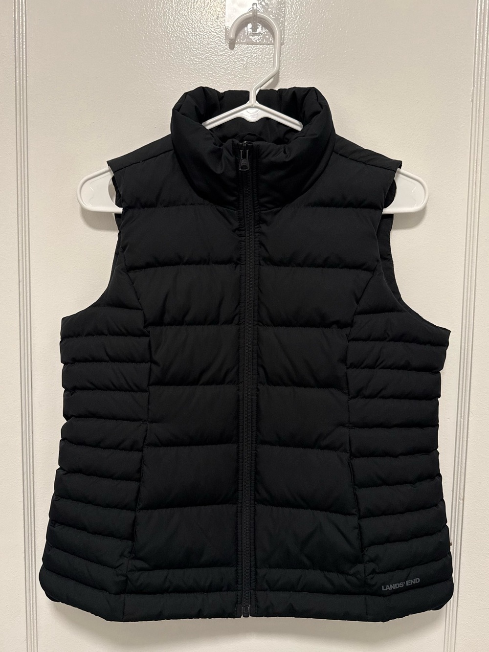 Lands’ End Black Down Puffer Vest Women’s XS Full Zip Quilted